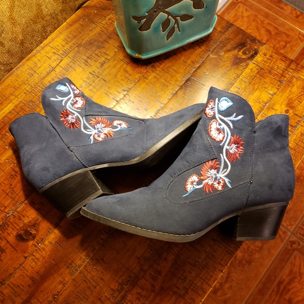 Santana Boots
